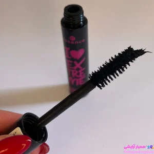 Black essence mascara3